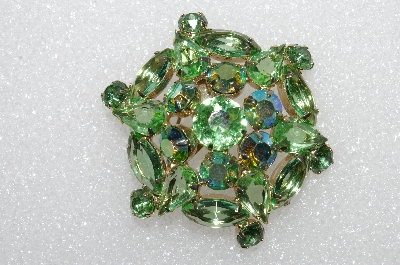 **MBA #E55-097   "Vintage Goldtone Fancy Green Glass & Crystal Rhinestone Brooch"