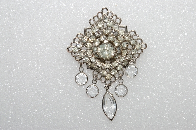 **MBA #E55-170   "Vintage Silvertone Clear Crystal Rhinestone Pin"