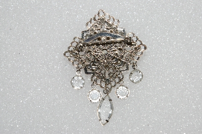 **MBA #E55-170   "Vintage Silvertone Clear Crystal Rhinestone Pin"