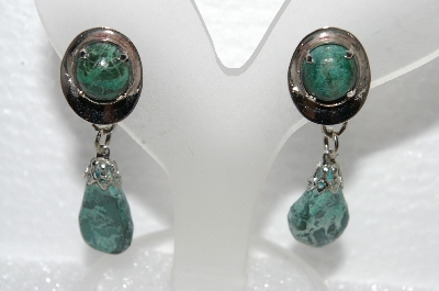 +MBA #E56-167   "Vintage Silvertone Green Gemstone Screw Back Earrings"