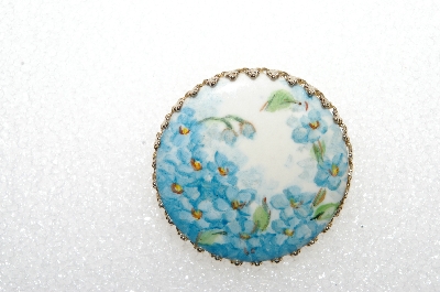 **MBA #E56-023   "Vintage Gold Tone Hand painted Floral Porcelain Pin"