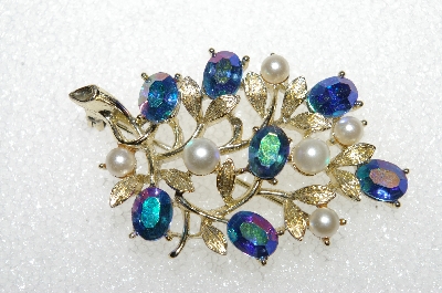 +MBA #E56-235   "Lisner Gold Tone Glass Pearl & AB Crystal Fancy Pin"