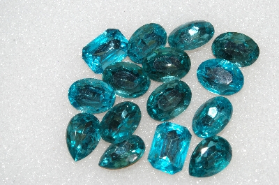 +MBA #S51-313   "Vintage Lot Of 15 Blue Topaz Colored Large Glass Rhinestones"