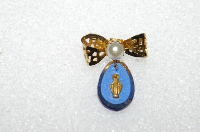 +MBA #S51-198   "Vintage Gold Plated Blue Glass Stone Bow Pin"