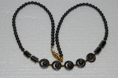 +MBA #S58-127   "Hand Made Hemalyke Bead Necklace"