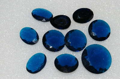 +MBA #S25-235 Vintage Lot Of Faceted Large Blue Glass Rhinestones"