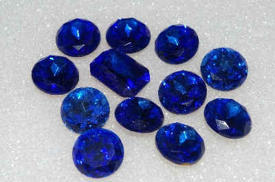 +MBA #S25-217   "Vintage Lot Of 12 Large Blue Faceted Glass Rhinestones"
