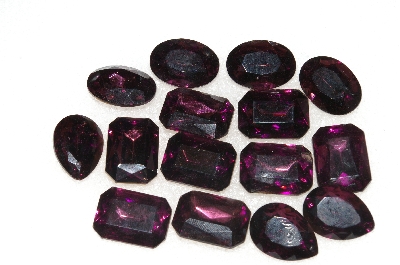 +MBA #S25-199   "Vintage Lot Of 15 DK Purple Large Faceted Glass Rhinestones"