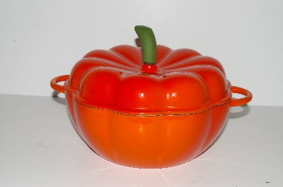 +MBA #S28-142   " 2006 Technique Eameled Cast Iron 3 Qt Pumpkin Pot"