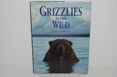 +MBA #S31-004    "Grizzlies In The Wild" 1994 Hardcover