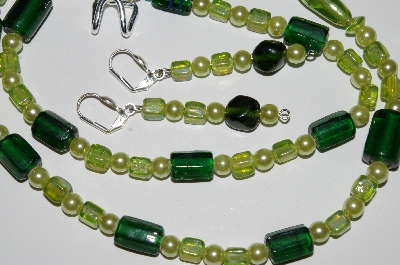 +MBA #B1-147   "Green Glass Lampworked Bead & Pearl Necklace & Earring Set"