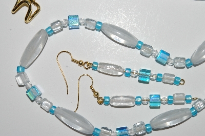 +MBA #B1-078  "Blue & Clear Glass Bead Necklace & Earring Set"