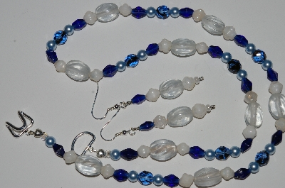 +MBA #B1-087  "Clear, Blue, Cream Glass Bead & Pearl Necklace & Earring Set"