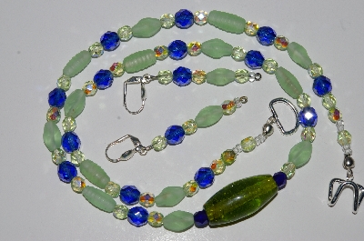 +MBA #B2-093   "Matte Pale Green Glass & Crystal Bead Necklace & Earring Set"