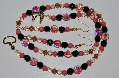 +MBA #B2-036  "Fancy Pink Crystal & Glass Bead Necklace & Earring Set"