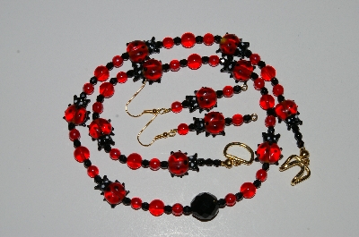 +MBA #B4-2932  "Fancy Red Glass Lady Bug, Glass Bead & Black Crystal Necklace & Matching Earring Set"