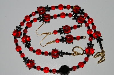 +MBA #B4-2932  "Fancy Red Glass Lady Bug, Glass Bead & Black Crystal Necklace & Matching Earring Set"