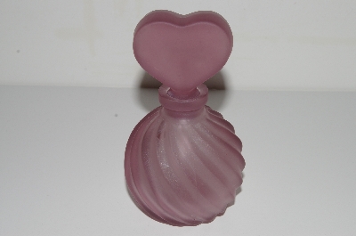 +MBA #B4-3056  "Vintage Purple Frosted Glass Perfume Bottle"