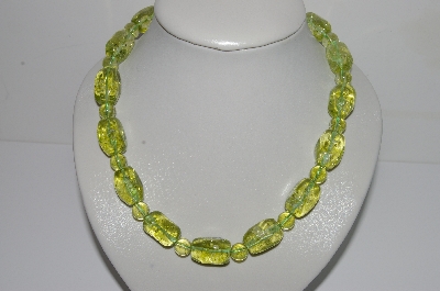 +MBA #B6-219  "14K White Gold Green Quartz Crystal Necklace"