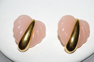 +MBA #88-200  "Avon Fancy Heart Pink Acrylic Pierced Earrings"