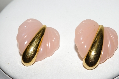 +MBA #88-200  "Avon Fancy Heart Pink Acrylic Pierced Earrings"