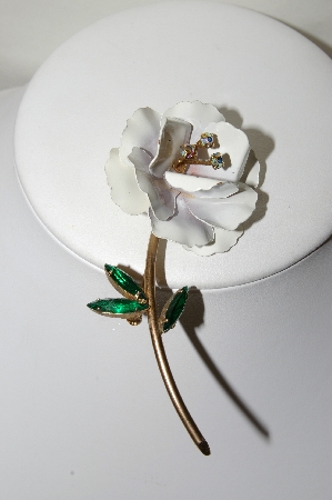 +MBA #88-310  "Vintage White Enamel Flower Pin"
