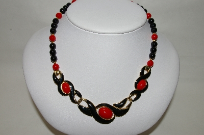 +MBA #88-147  "Gold Tone Black & Red Enamel & Bead Necklace"