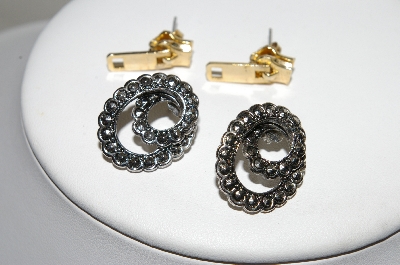 +MBA #87-089  "Two Pairs Vintage Pierced Earrings"