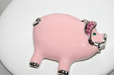 +MBA #89-088  "Silvertone Large Pink Enameled Pig Pin/Pendant Combo"
