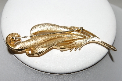 +MBA #88-311  "Trifari Fancy Gold Tone Leaf Pin"