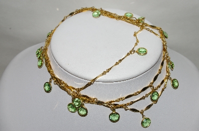 +MBA #89-045  "Gold Tone Green Glass Faceted Stone Necklace"