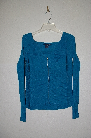 +MBADG #9-082  "Boston Proper Fancy Zipper Front Knit Top"