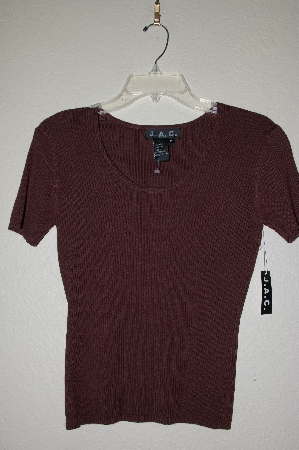 +MBADG #18-107  "J.A.C. Brown Knit  Short Sleve Sweater"