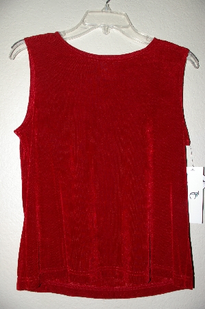 +MBADG #18-190  "The Travel Collection Red Knit Tank"