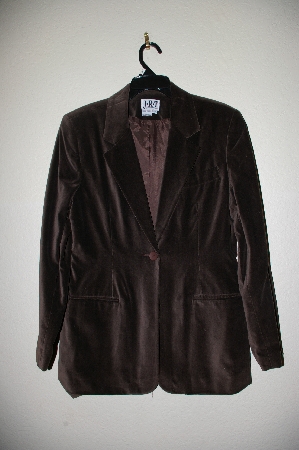 +MBADG #31-146  "J.R.T Brown Velvet Blazer"