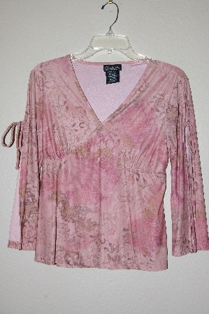 +MBADG #31-479  "No Boundaries Stretch Top"