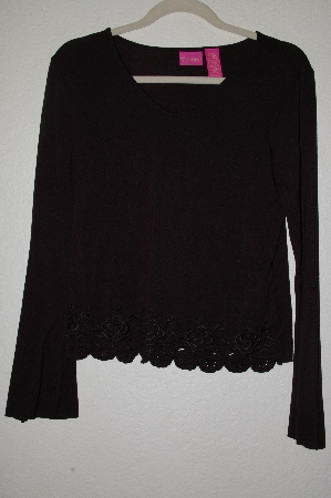 +MBADG #26-010  "Thalis Black Stretch Top With Rose Embroidery At Hem"