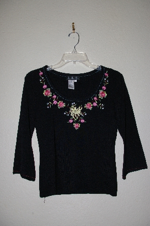 +MBADG #26-030  "J.A.C. Black Knit Floral Embroidered Sweater"