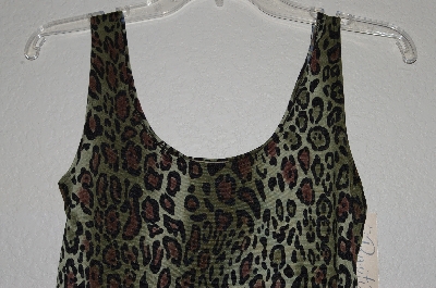 +MBADG #11-046  "Boutique Essential Green Animal Print Stretch Tank"