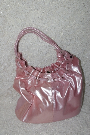 +MBAB#29-015  "The Find Pink Shinny Leather Hand Bag"