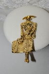 +MBAMG #25-185  "Gold Plated Fashion Brooch"