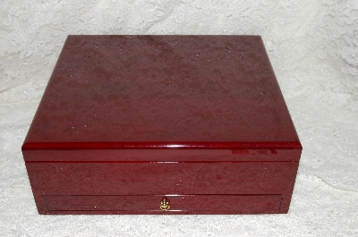 +MBAB #99-090  "Croton 12 Slot Watch Storage Box"