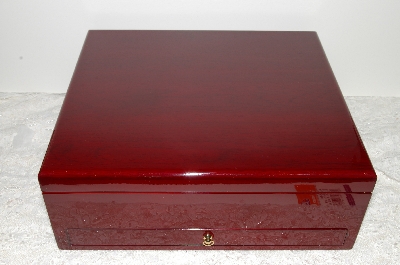 +MBAB #99-090  "Croton 12 Slot Watch Storage Box"