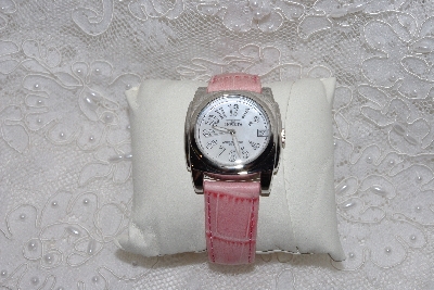 +MBAMG #11-1058  "Invicta Ladies Mother Of Pearl Pink Strap Watch"