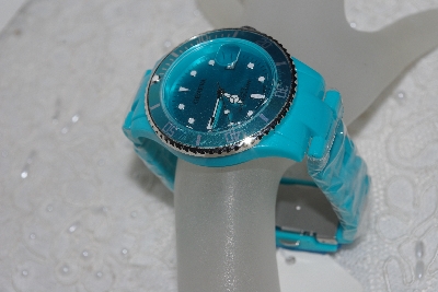+MBAMG #019-09   "Turquoise Blue Geneva Acrylic Band Toy Style Ladies Watch"