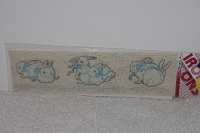 +MBAMG #009-375  "#9582 Gray Bunnies Demensional Velour Designs"