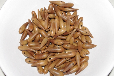 +MBAAC #01-11  "Set Of 125 Valley Oak Acorn Beads"