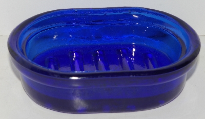 +MBAJ #502-0095  "1990's Blue Glass Soap Dish"