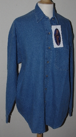 +MBA #1313-0028  "Mens Extra Large Blue Diamond Denim Shirt"