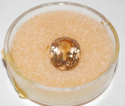+MBA #1818-0136  "6.6 CT Oval Cut Imperial Topaz"